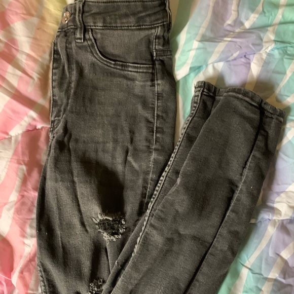 H&M jeans - Picture 2 of 3